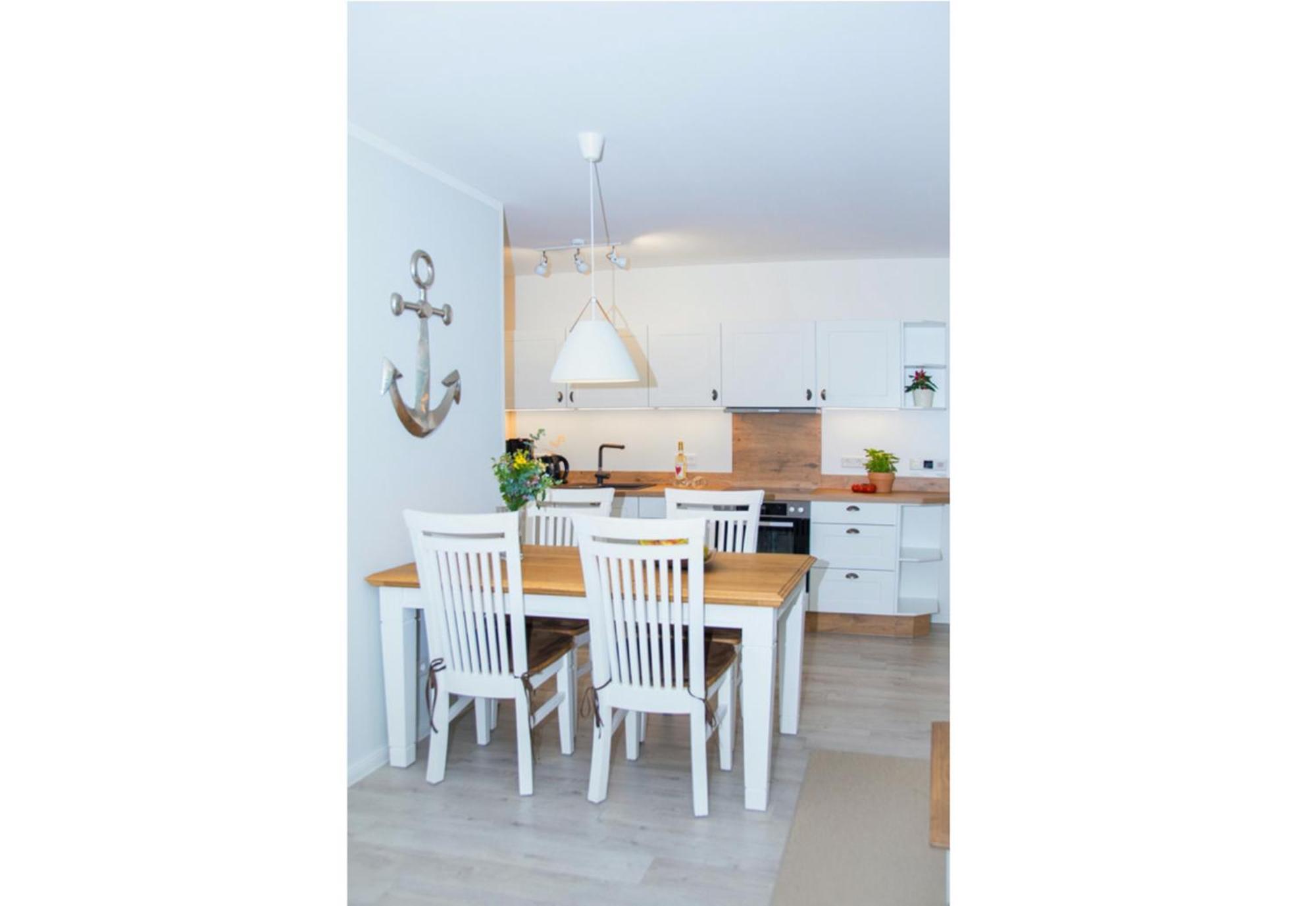 Cottage Im Gutspark, Perlie - Komfort Trifft Maritimes Flair Рерик Экстерьер фото