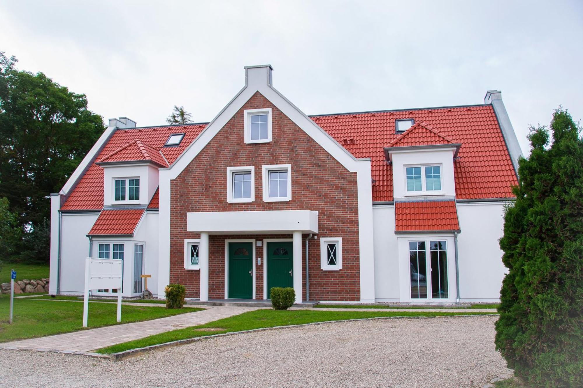 Cottage Im Gutspark, Perlie - Komfort Trifft Maritimes Flair Рерик Экстерьер фото